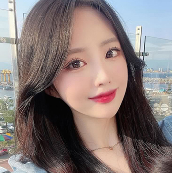 Real Selfie 03